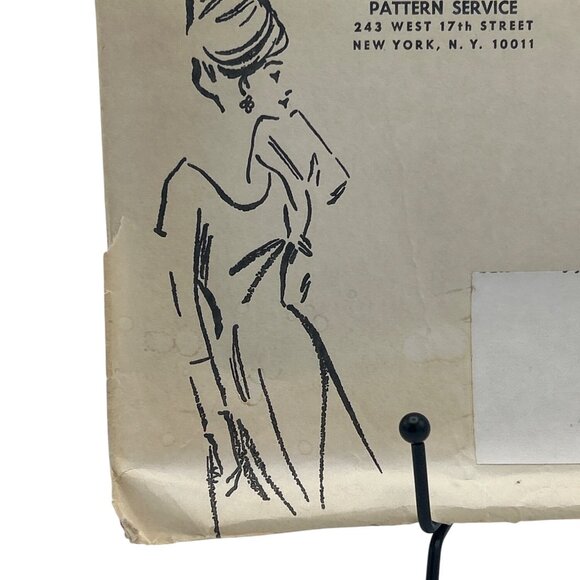 The Workbasket 1950s Sewing Pattern Size 16 1/2 Misses Dress Sleeveless Belted - Picture 3 of 3